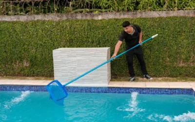 Equipements et accessoires pour l&rsquo;entretien de la piscine
